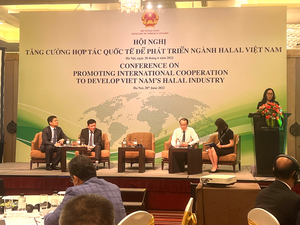 Bắc Giang tham dự Hội nghị “Tăng cường hợp tác quốc tế để phát triển ngành Halal Việt Nam”