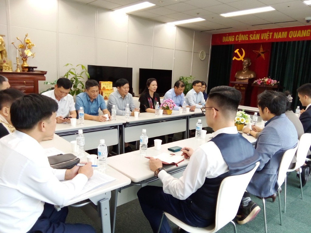Bac Giang ‘s delegation works with the Vietnamese Consulate General in Fukuoka on promoting...|https://songoaivu.bacgiang.gov.vn/web/department-of-foreign-affairs/detail-news/-/asset_publisher/lESTfJsEpD5y/content/bac-giang-s-delegation-works-with-the-vietnamese-consulate-general-in-fukuoka-on-promoting-local-level-international-cooperation