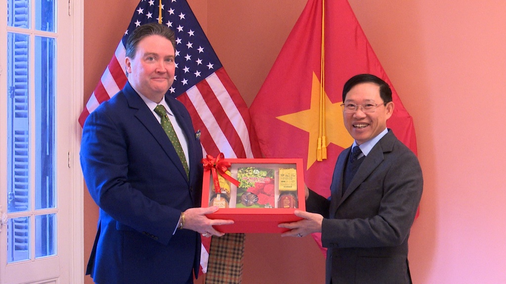 Chủ tịch UBND tỉnh Bắc Giang Lê Ánh Dương thăm, chúc Tết Đại sứ quán Hoa Kỳ, Nhật Bản, Hàn Quốc