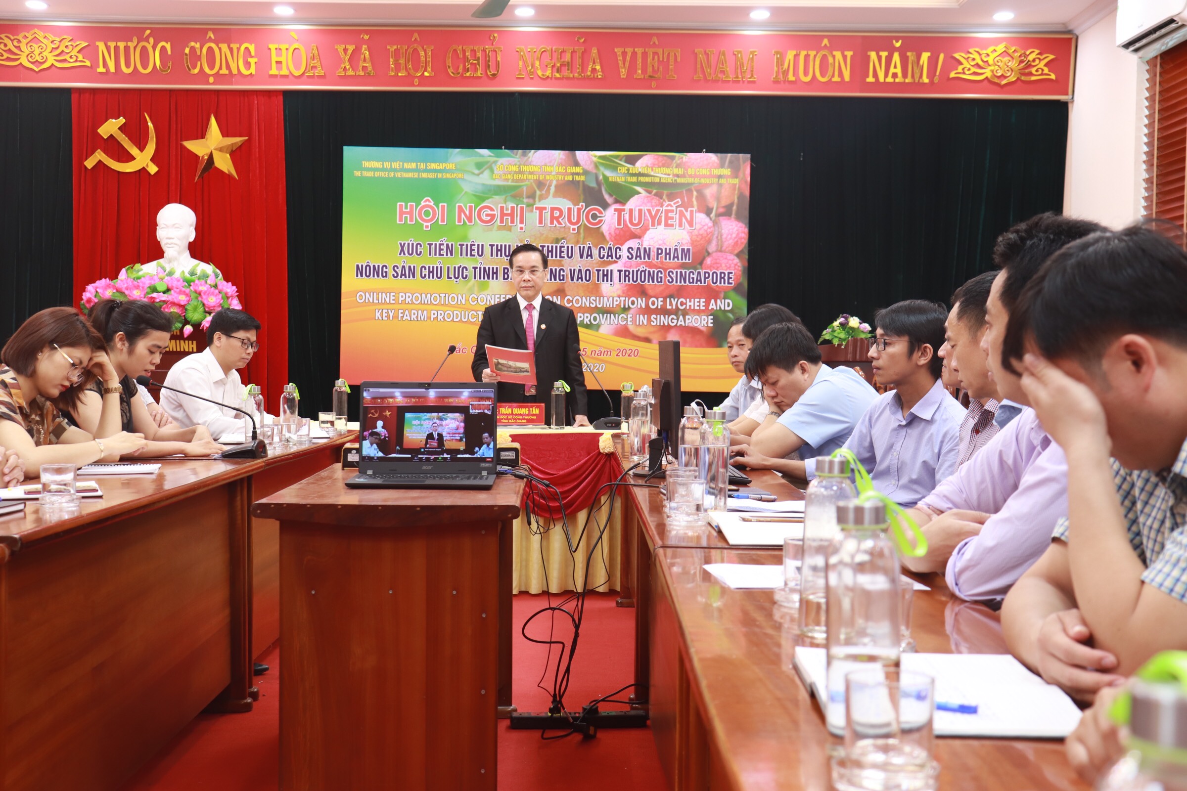 Online promotion conference on consumption of Bac Giang lychee to Singaporean market