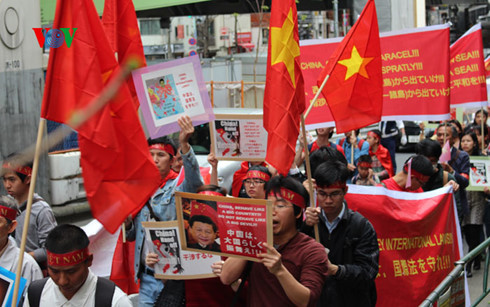 Người Việt tại Nhật Bản phản đối Trung Quốc quân sự hóa Biển Đông