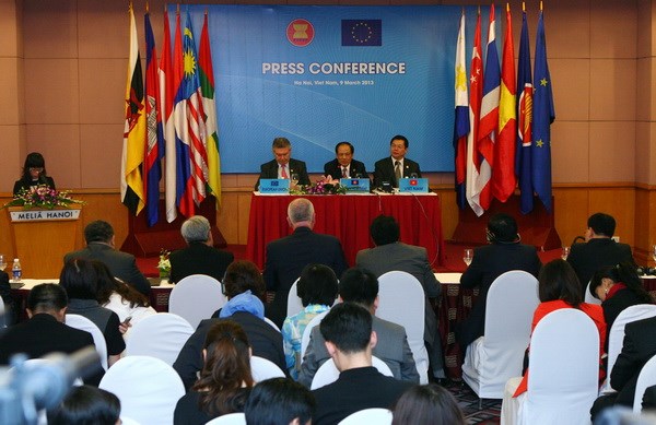 EU tăng cường quan hệ thương mại với các nước ASEAN 
